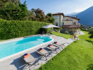 Ferienhaus Villa Ulivi - Apartment 1 with Shared Pool