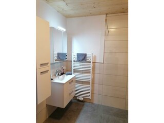 Bad (ca. 10 m² groß)