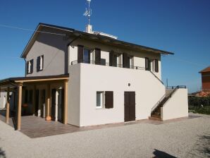 Apartment Helle Wohnung in einem Bauernhaus mit Swimmingpool - Fermo (Stadt) - image1