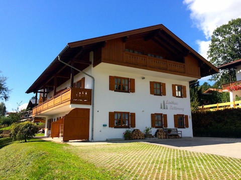 Apartamento de vacaciones No. 1 / montaña local