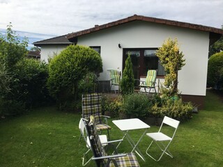 Ferienhaus mit Garten