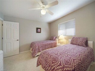 Schlafzimmer 3