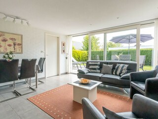 Das helle Wohnzimmer