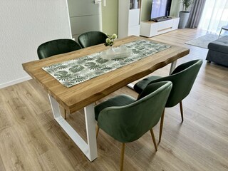 20240609_114219263_iOS