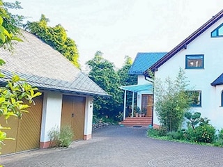 1. Hausansicht Eingang