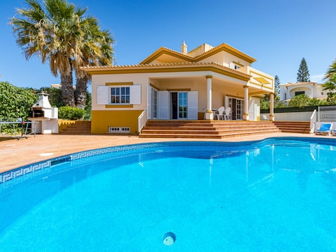 Villa Ocre