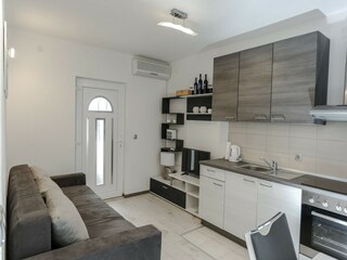 Apartment Mirca Features 21