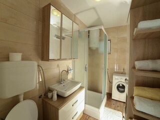 Apartment Mirca Features 24