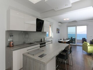 Apartment Sutivan Features 9