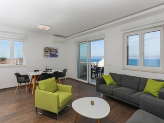 Apartment Sutivan Features 20