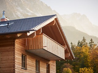 Zugspitzerei mit Blick zur Zugspitze