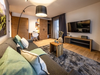 Wohnzimmer mit Smart-TV