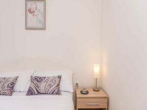 Apartamento Apartments Lilly - Two Bedroom Apartment with Sea View and Terrace