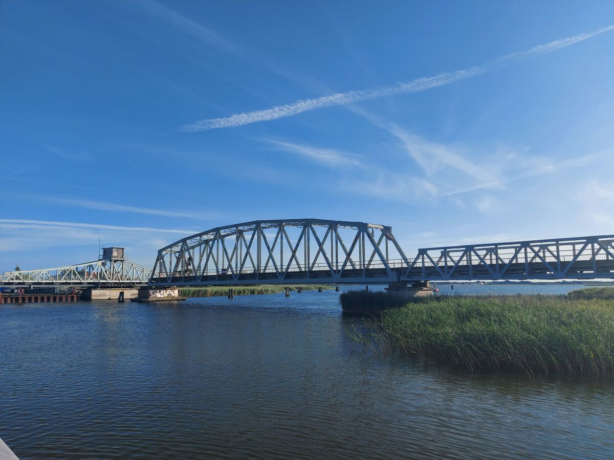 Meiningenbrücke - Zufahrt zur Halbinsel