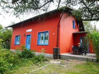 Aussenansicht mit Terrasse