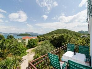 Apartments Sutvid- Two Bedroom Apartment with Balcony and Sea View - Drace - image1