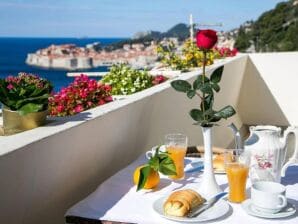 Apartment Mia - Two-Bedroom Apartment with Balcony and Sea View - Dubrovnik - image1