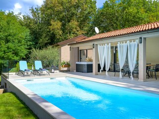 Villa Pazin Buitenaudio-opname 11