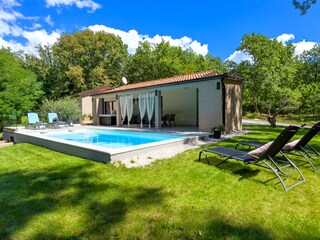 Villa Pazin Buitenaudio-opname 12