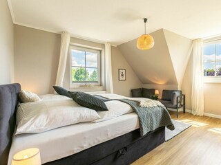 1. Schlafzimmer (OG)