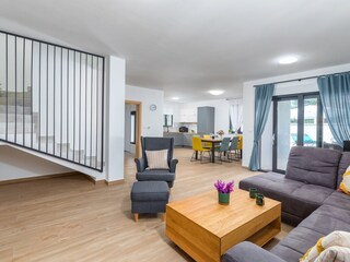 Villa Pomer Caratteristiche 33