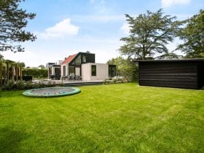 Holiday house Stylish Holiday Home in Ouddorp with Beach Nearby - Ouddorp - image1