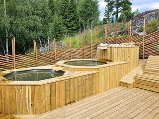 Sauna und kalte Tauchbecken