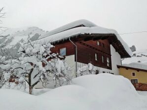 Holiday house Geräumiges Ferienhaus mit Garten - Holzgau - image1