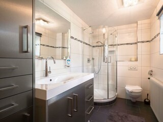 Chalet-Hochfilzen-Badezimmer-2-M