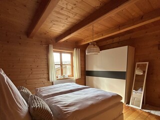 Schlafzimmer1