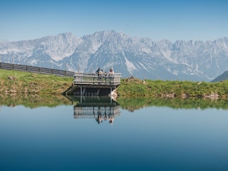 large-TVB-Hohe-Salve-Sommer-Familie-am-Salvensee