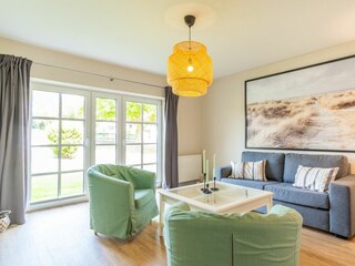 großes Fenster im Wohnzimmer