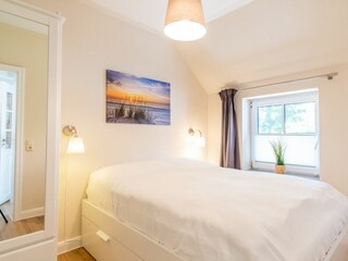 zweites Schlafzimmer mit Doppelbett