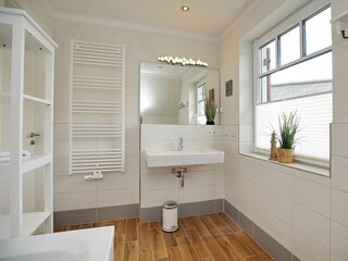 Badezimmer im Obergeschoss