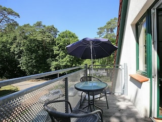 Balkon mit Sitzgruppe