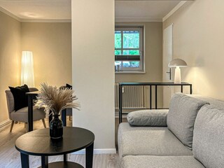 Wohnzimmer mit Blick auf Essbereich