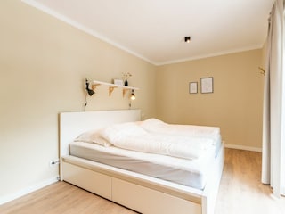 zweites Schlafzimmer mit Doppelbett