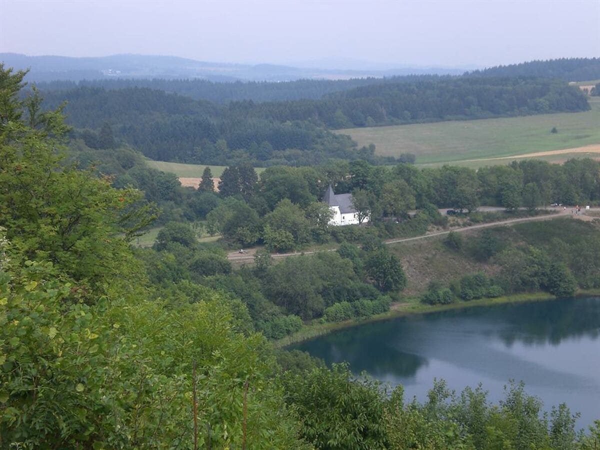 Weinfelder Maar bei Daun