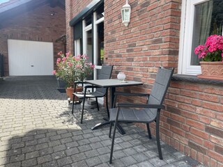 Eingangsbereich mit Sitzgelegenheit