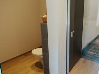 FeWo Hühn Bad(c)TIBitMeS (1)