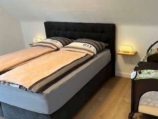 Schlafzimmer 3