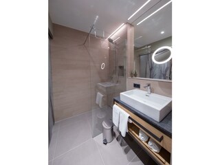 Familien Suite & DZ Deluxe Bad 1