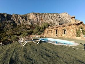 Holiday house Casa El Garciago designed for nature lovers - Ubrique - image1