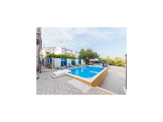 Apartment Okrug Donji  16