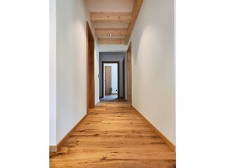 cozy oak flooring