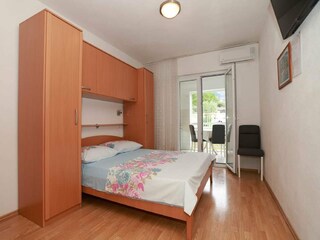 Apartment Baška Voda Features 8
