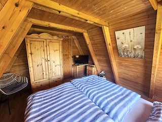 Großes Schlafzimmer