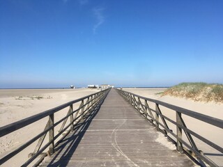 Badbrücke zum Strand