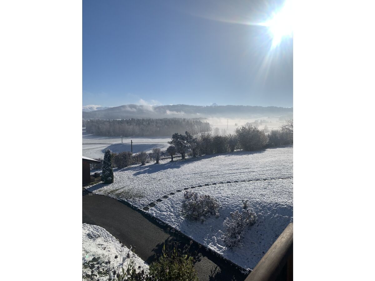 Wintereinbruch - Blick vom Balkon