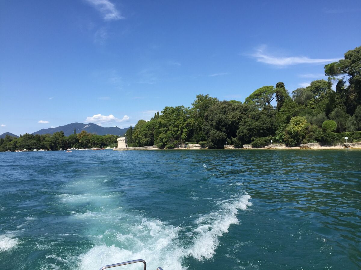 mieten Sie ein Boot auch ohne Führerschein